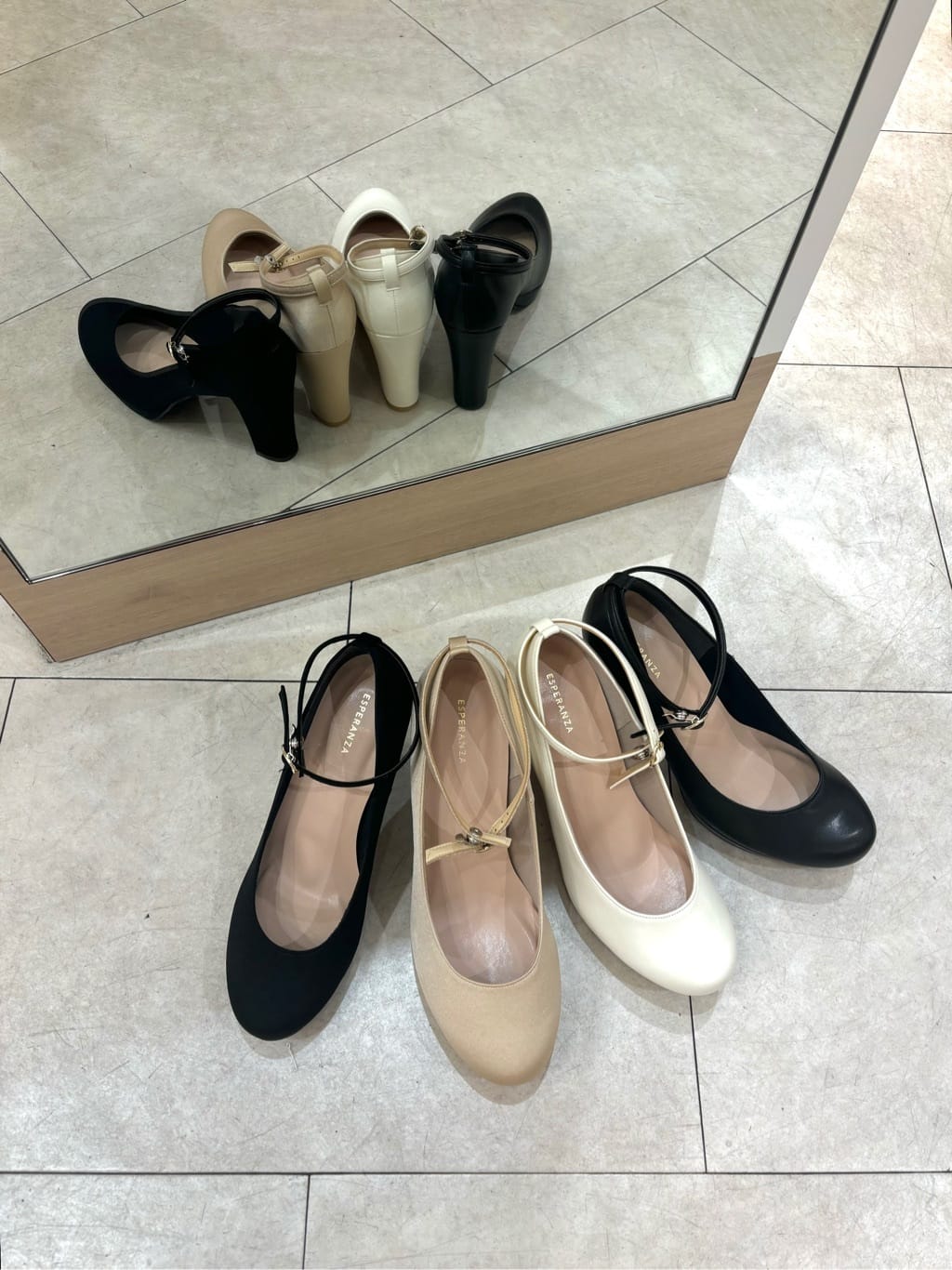 airiさんの「ESPERANZA｜3WAYチャンキーヒールパンプス」を使ったコーディネート