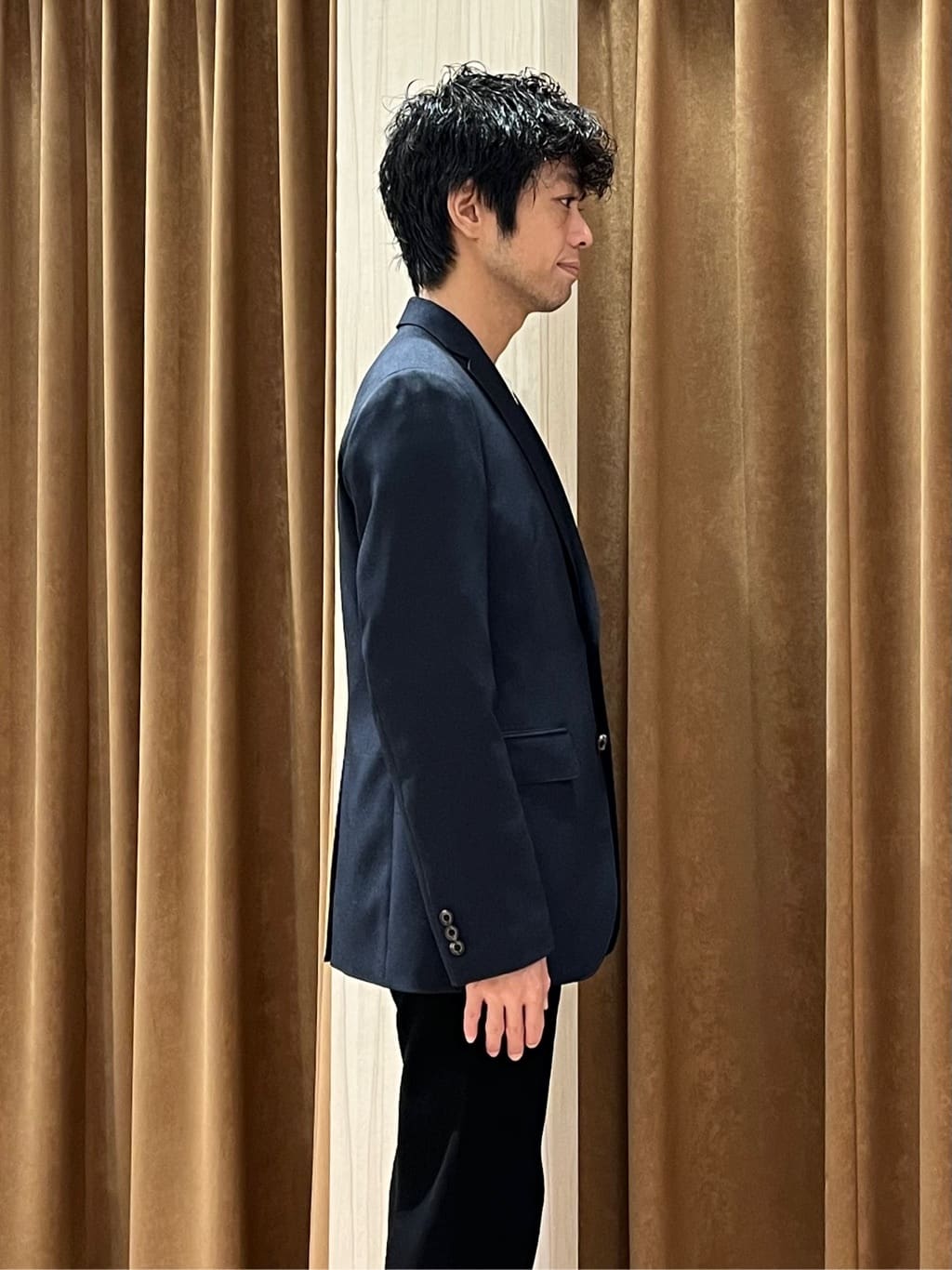 URAさんの「TAKEO KIKUCHI｜【Sサイズ～】ストレッチ デニム パンツ」を使ったコーディネート