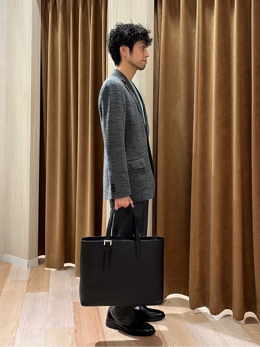 URAさんの「TAKEO KIKUCHI｜コインローファー」を使ったコーディネート