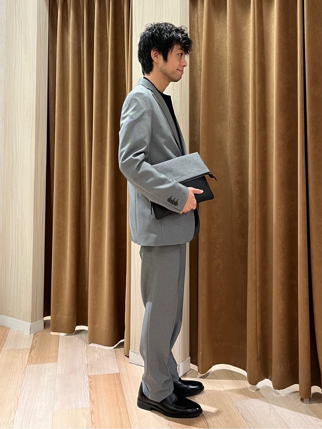 URAさんの「TAKEO KIKUCHI｜コインローファー」を使ったコーディネート