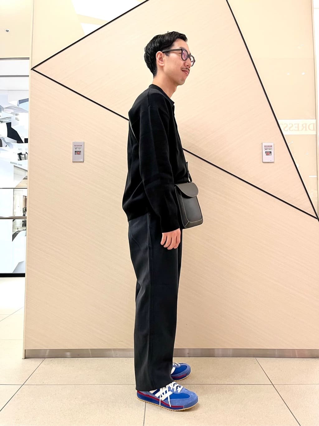 小山凌さんの「DRESSTERIOR｜◆ヴィンテージ アルティメットチノパンツ」を使ったコーディネート
