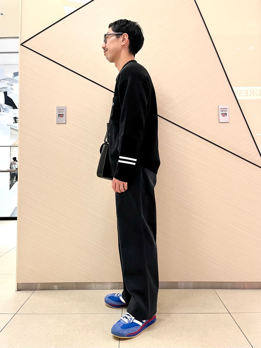 小山凌さんの「DRESSTERIOR｜◆ヴィンテージ アルティメットチノパンツ」を使ったコーディネート