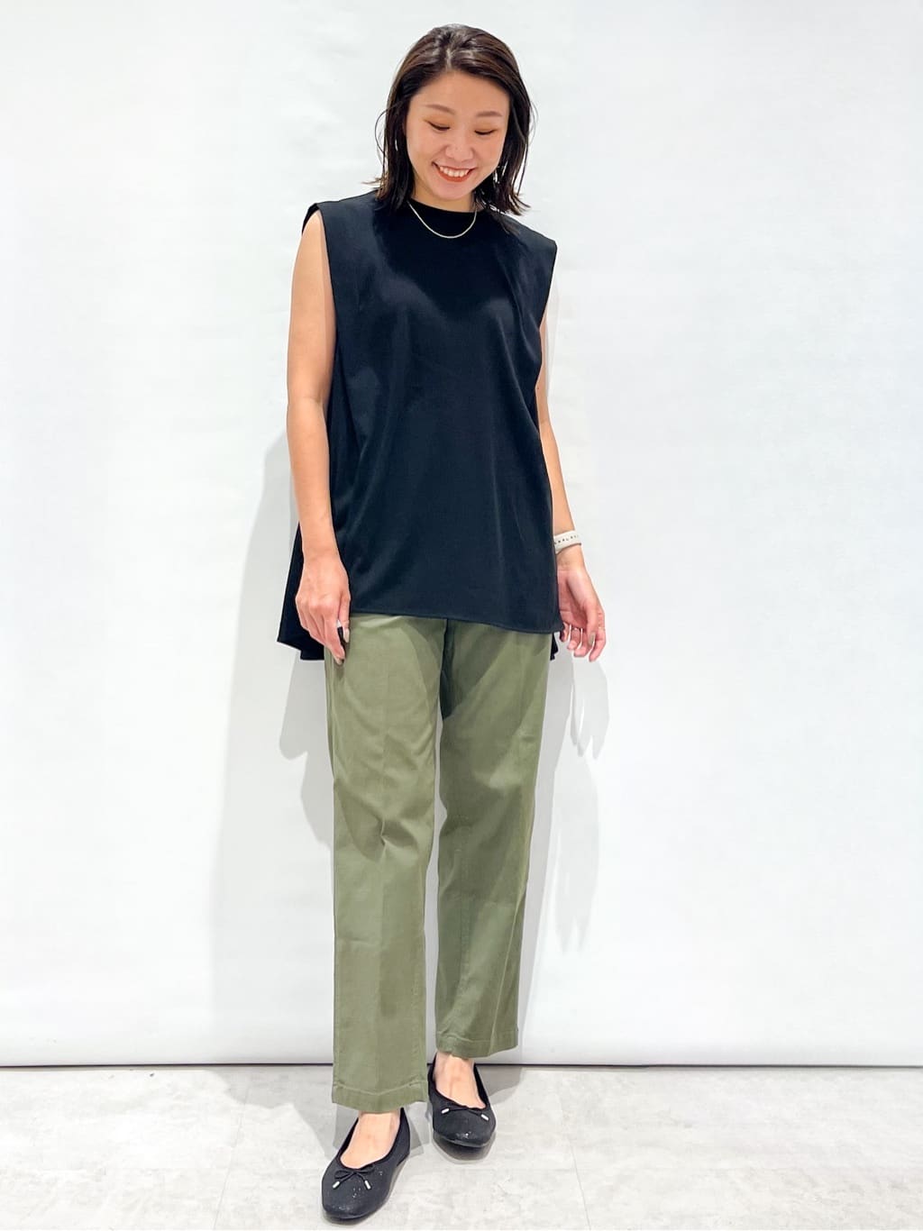 yuka.aさんの「OPAQUE.CLIP｜オーガニックコットン混 ベイカーパンツ」を使ったコーディネート