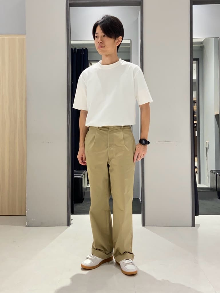 わいずみさんの「TAKEO KIKUCHI｜【抗菌防臭／5サイズ展開】ハイゲージポンチ Tシャツ」を使ったコーディネート