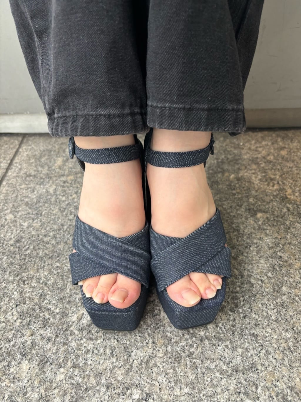 airiさんの「ESPERANZA｜ラク盛り厚底サンダルⅢ」を使ったコーディネート