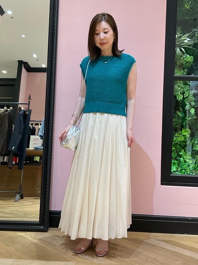 maruさんの「DRESSTERIOR｜」を使ったコーディネート