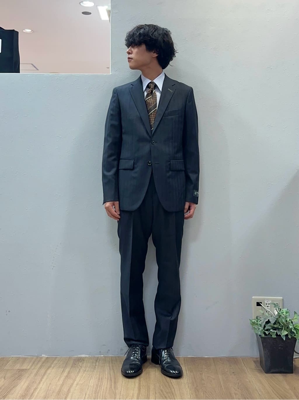 Uさんの「TAKEO KIKUCHI｜【Made in JAPAN】ドビーストライプ ドレス シャツ」を使ったコーディネート