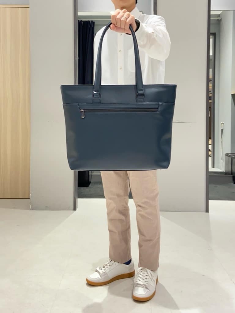 わいずみさんの「TAKEO KIKUCHI｜【Made in JAPAN】播州織 ヘリンボン ストレート パンツ」を使ったコーディネート
