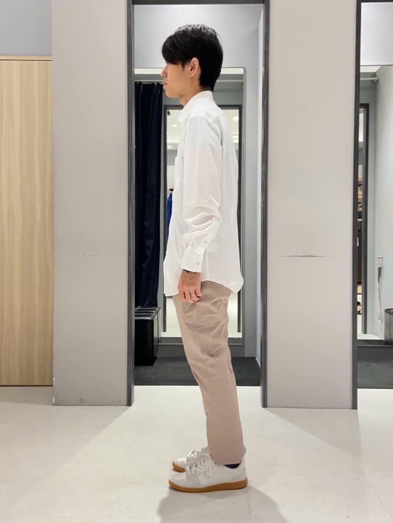わいずみさんの「TAKEO KIKUCHI｜【Made in JAPAN】播州織 ヘリンボン ストレート パンツ」を使ったコーディネート