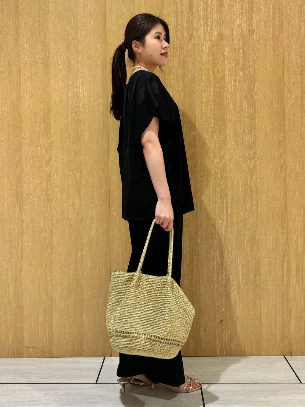 nanaさんの「UNTITLED｜【洗える通勤スーツ】レジェールギャバ ストレッチワイドパンツ」を使ったコーディネート