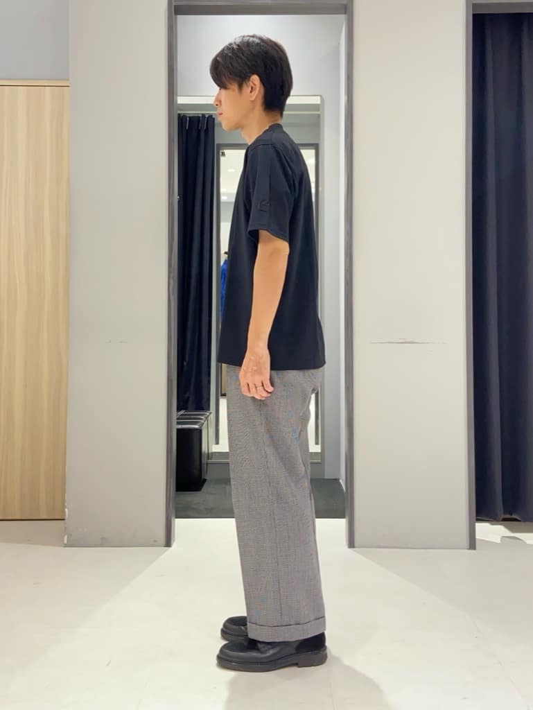 わいずみさんの「TAKEO KIKUCHI｜【冠婚葬祭】ブラックレザー クラッチバッグ」を使ったコーディネート