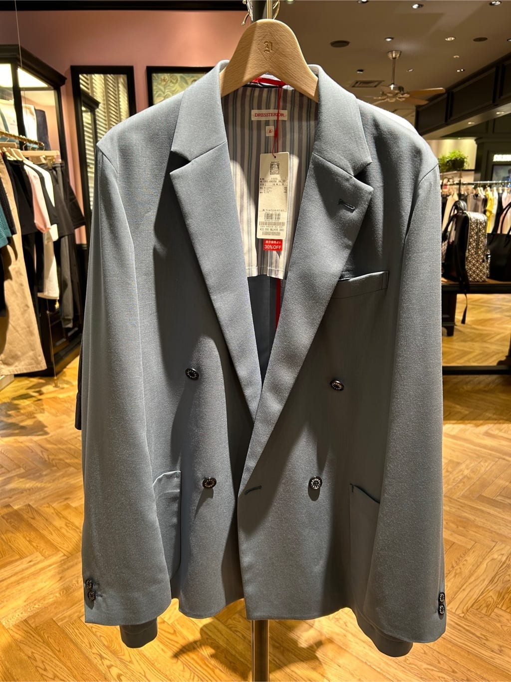 須田　慎二郎さんの「DRESSTERIOR｜【撥水加工/Safari5月号掲載】ローファー」を使ったコーディネート