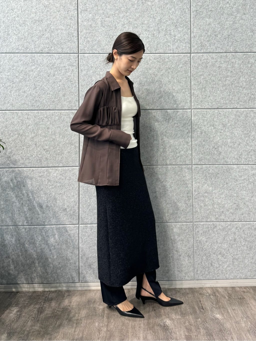 uchi__yamaさんの「CODE A｜lame skirt」を使ったコーディネート