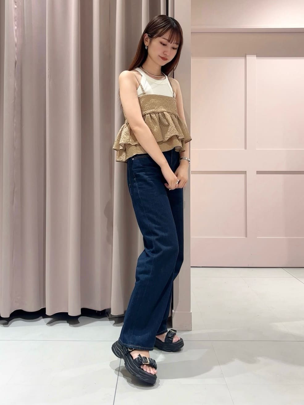 RINAさんの「ESPERANZA｜厚底クシュクシュベルトスポサン」を使ったコーディネート