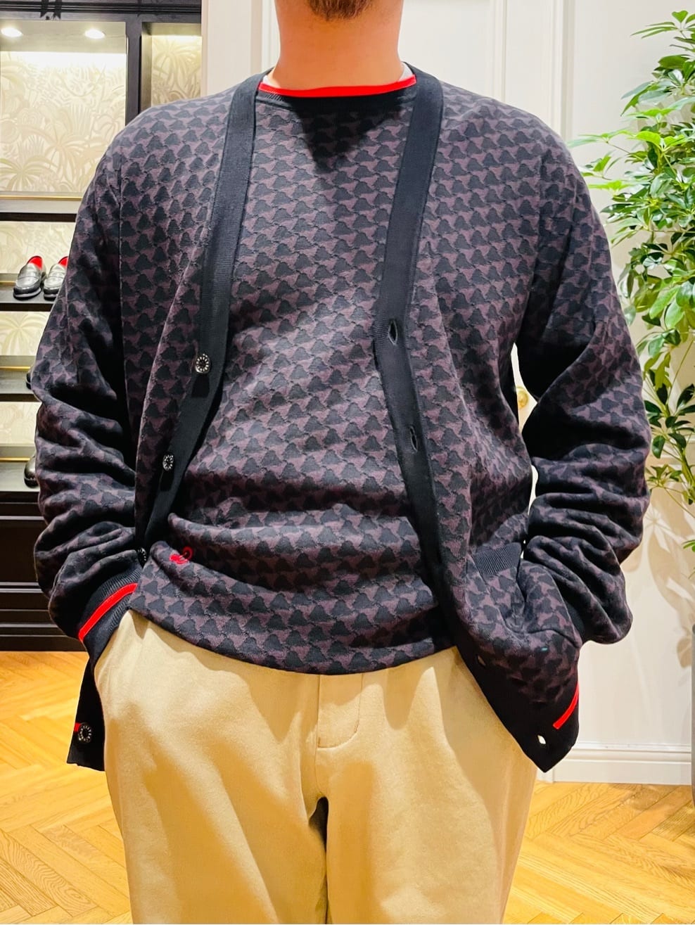 鶴田大士さんの「DRESSTERIOR｜【撥水加工/Safari5月号掲載】ローファー」を使ったコーディネート
