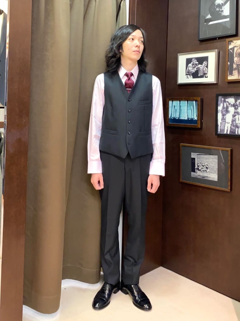 コバヤシさんの「TAKEO KIKUCHI｜【Made in JAPAN】矢絣（やがすり）スーツ／スリーピース対応」を使ったコーディネート