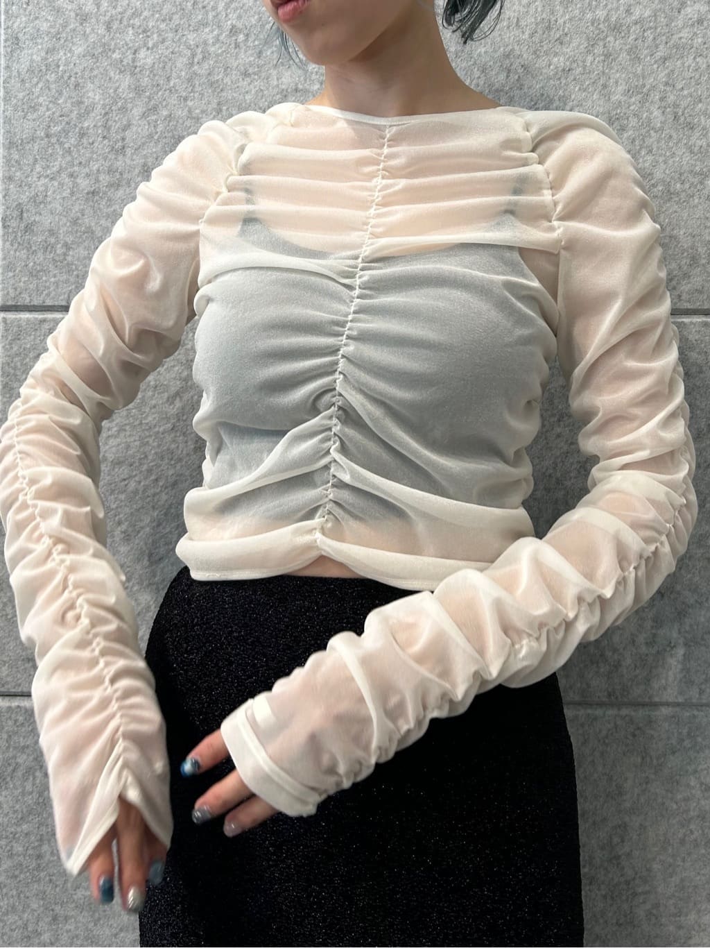 honoka Aさんの「CODE A｜sheer gathered jersey top」を使ったコーディネート