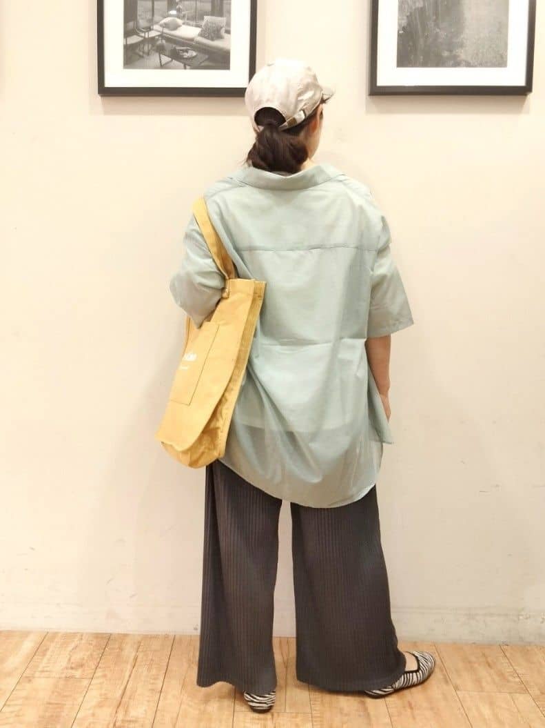 SHOOLARUEさんの「SHOO･LA･RUE｜」を使ったコーディネート