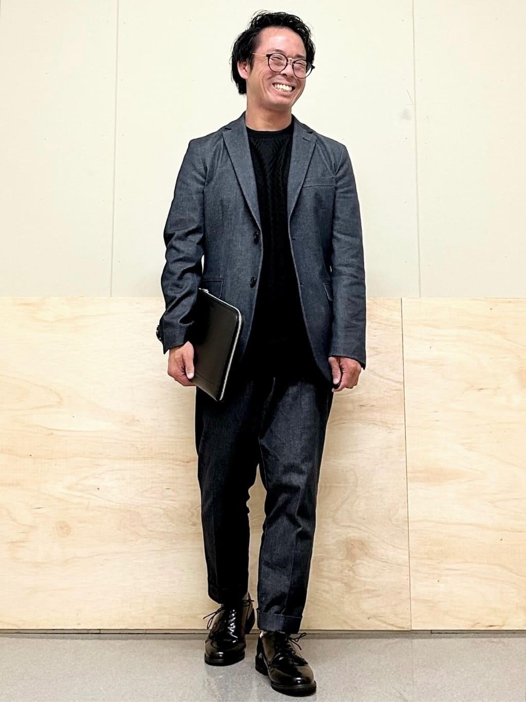 KENJI Iさんの「THE SHOP TK｜【ご好評につき再入荷！！】L字クラッチバッグ 冠婚葬祭/ビジネス/セレモニー/パーティー」を使ったコーディネート