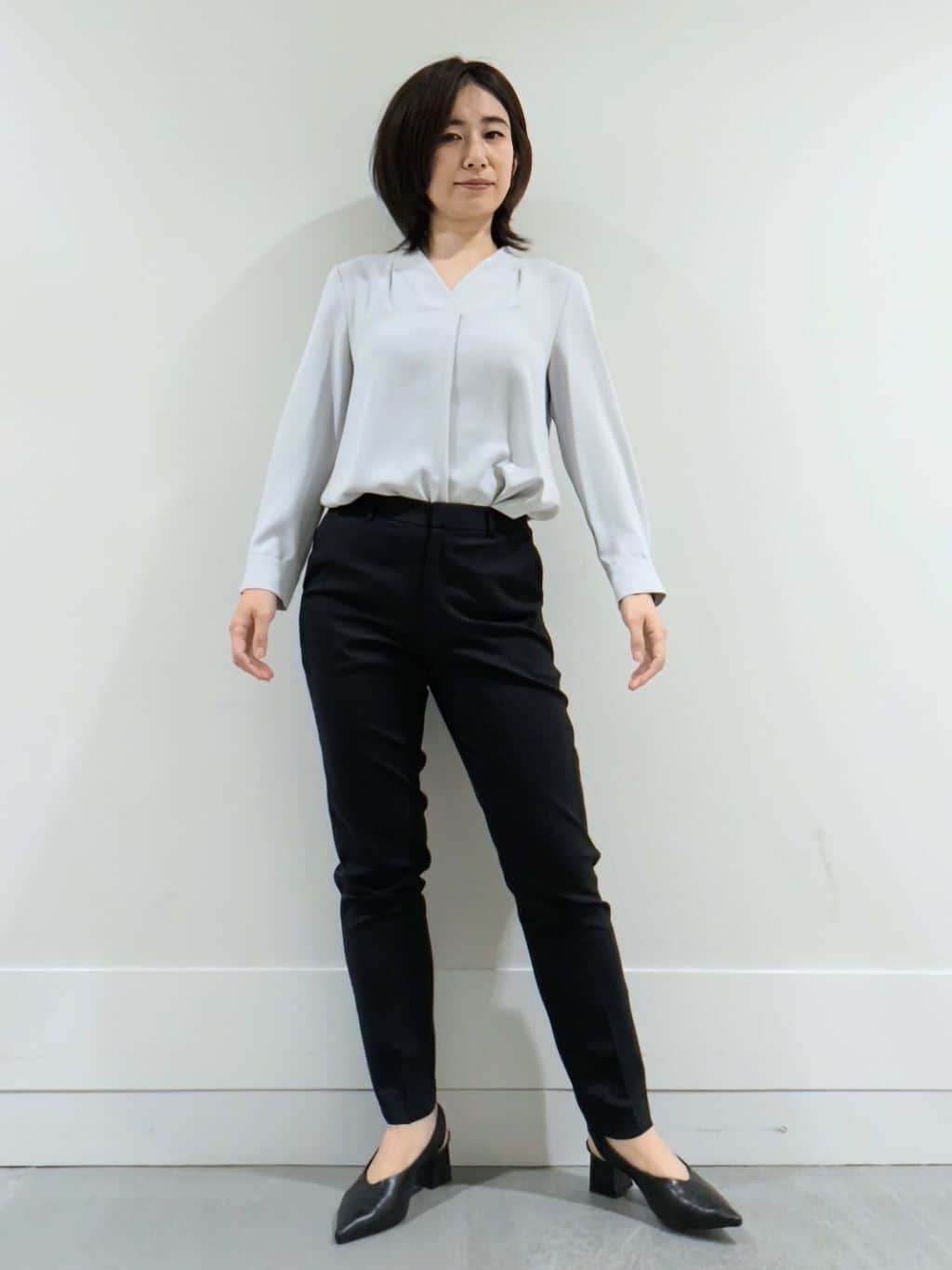 ミズタさんの「UNTITLED｜【洗える通勤スーツ】レジェールギャバ　ストレッチカラーレスジャケット」を使ったコーディネート
