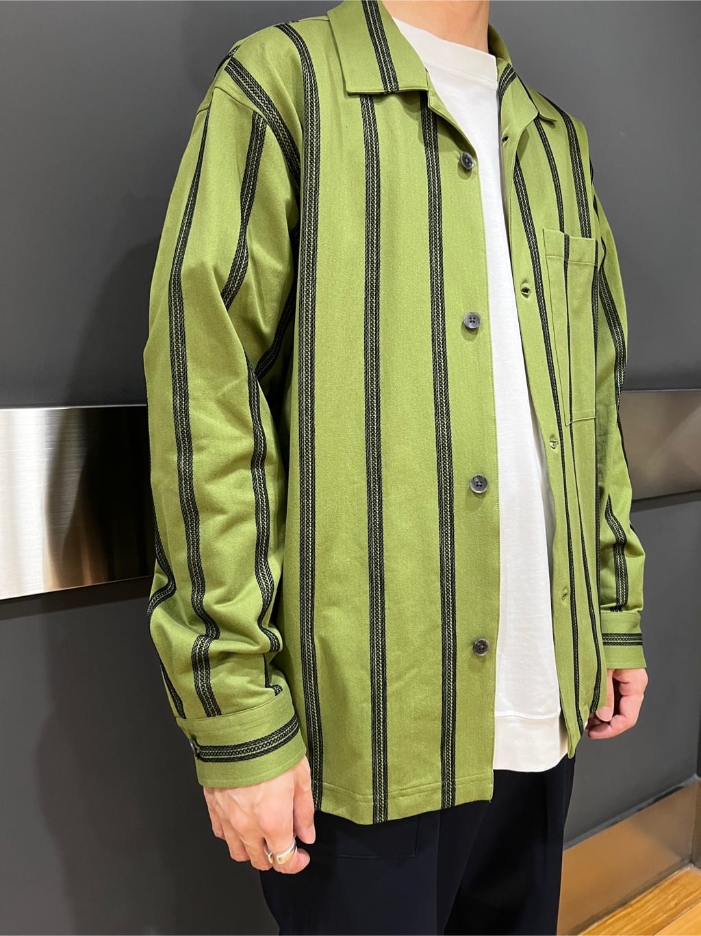 yutoさんの「TAKEO KIKUCHI｜【抗菌防臭／5サイズ展開】ハイゲージポンチ Tシャツ」を使ったコーディネート