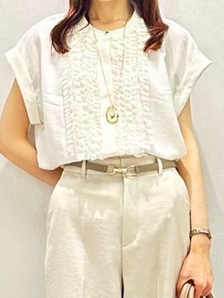 Miwaさんの「UNTITLED｜【洗える通勤スーツ】レジェールギャバ ストレッチテーラードジャケット」を使ったコーディネート