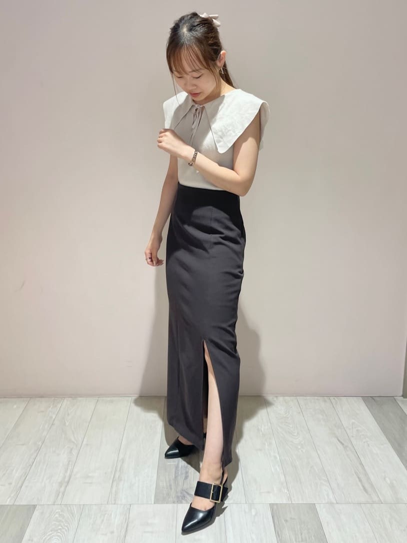 azusaさんの「ESPERANZA｜バックルベルトバックストラップパンプス」を使ったコーディネート