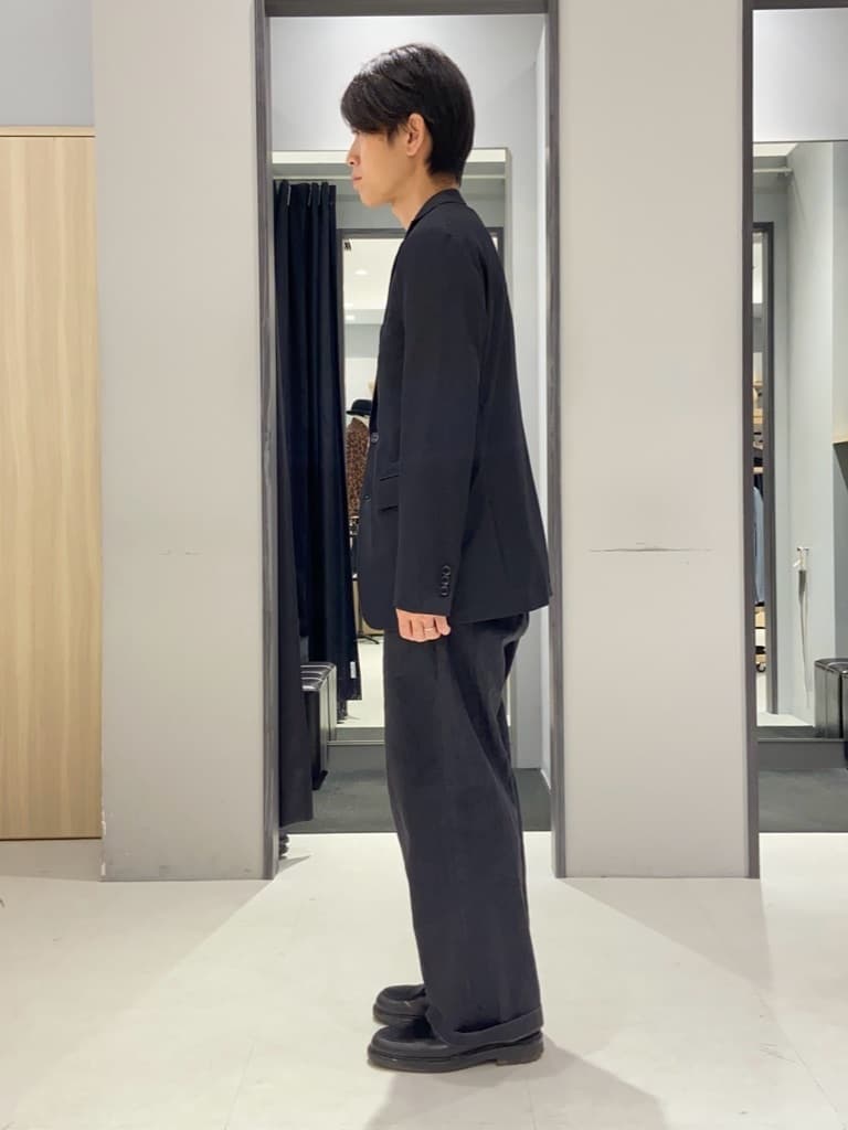 わいずみさんの「TAKEO KIKUCHI｜【抗菌防臭／5サイズ展開】ハイゲージポンチ Tシャツ」を使ったコーディネート