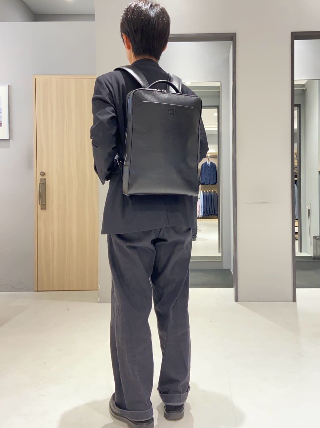 わいずみさんの「TAKEO KIKUCHI｜【抗菌防臭／5サイズ展開】ハイゲージポンチ Tシャツ」を使ったコーディネート