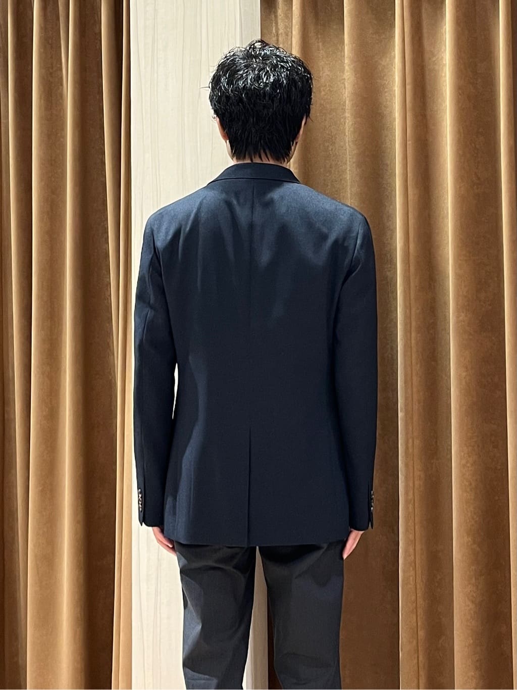 URAさんの「TAKEO KIKUCHI｜【全7サイズ&times;8色展開！】トップマルチヘリンボン パンツ」を使ったコーディネート