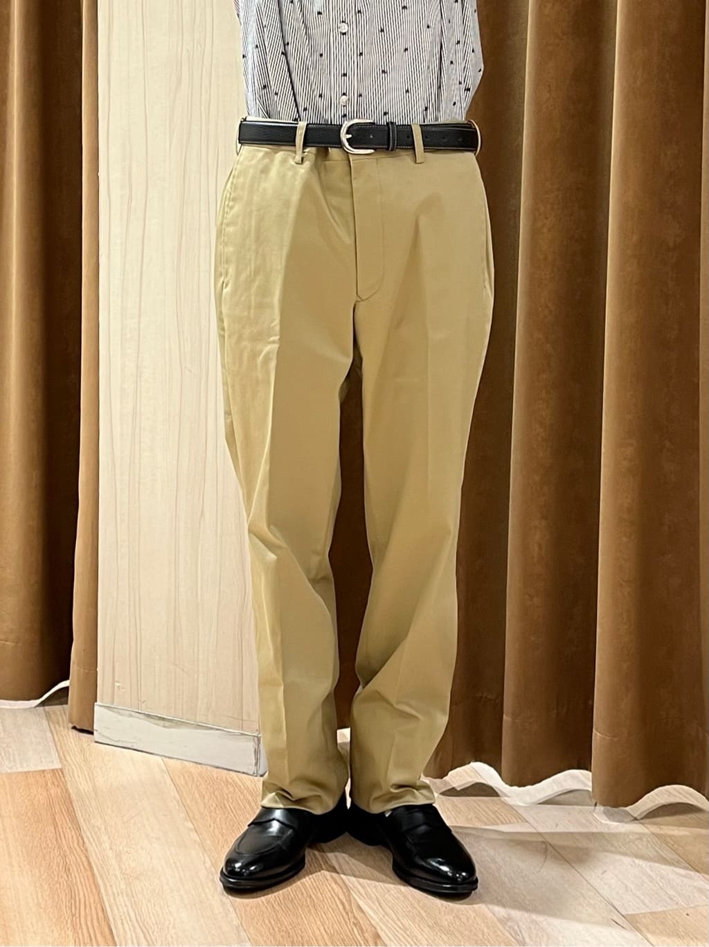 URAさんの「TAKEO KIKUCHI｜ハットモチーフ ジャカード ストライプ シャツ」を使ったコーディネート