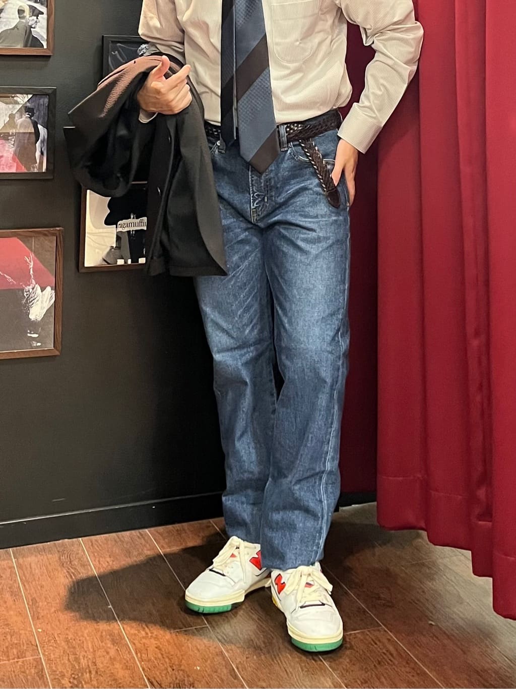 KUROさんの「TAKEO KIKUCHI｜【モンスターストレッチ】日本製 ウォッシュド デニムパンツ」を使ったコーディネート