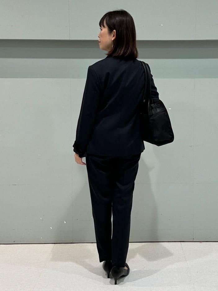 makiさんの「UNTITLED｜【洗える通勤スーツ】レジェールギャバ ストレッチテーラードジャケット」を使ったコーディネート