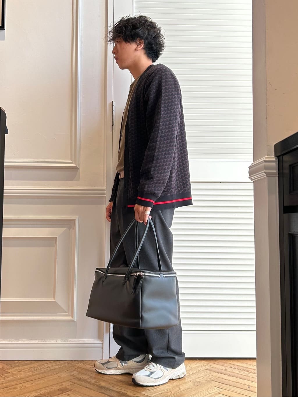 須田　慎二郎さんの「DRESSTERIOR｜」を使ったコーディネート
