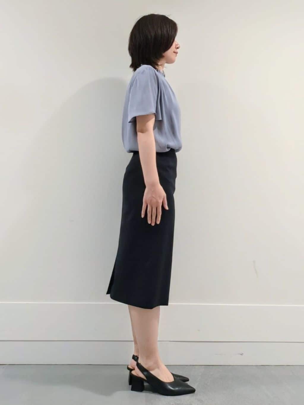 ミズタさんの「UNTITLED｜【洗える通勤スーツ】レジェールギャバ ストレッチタイトスカート」を使ったコーディネート