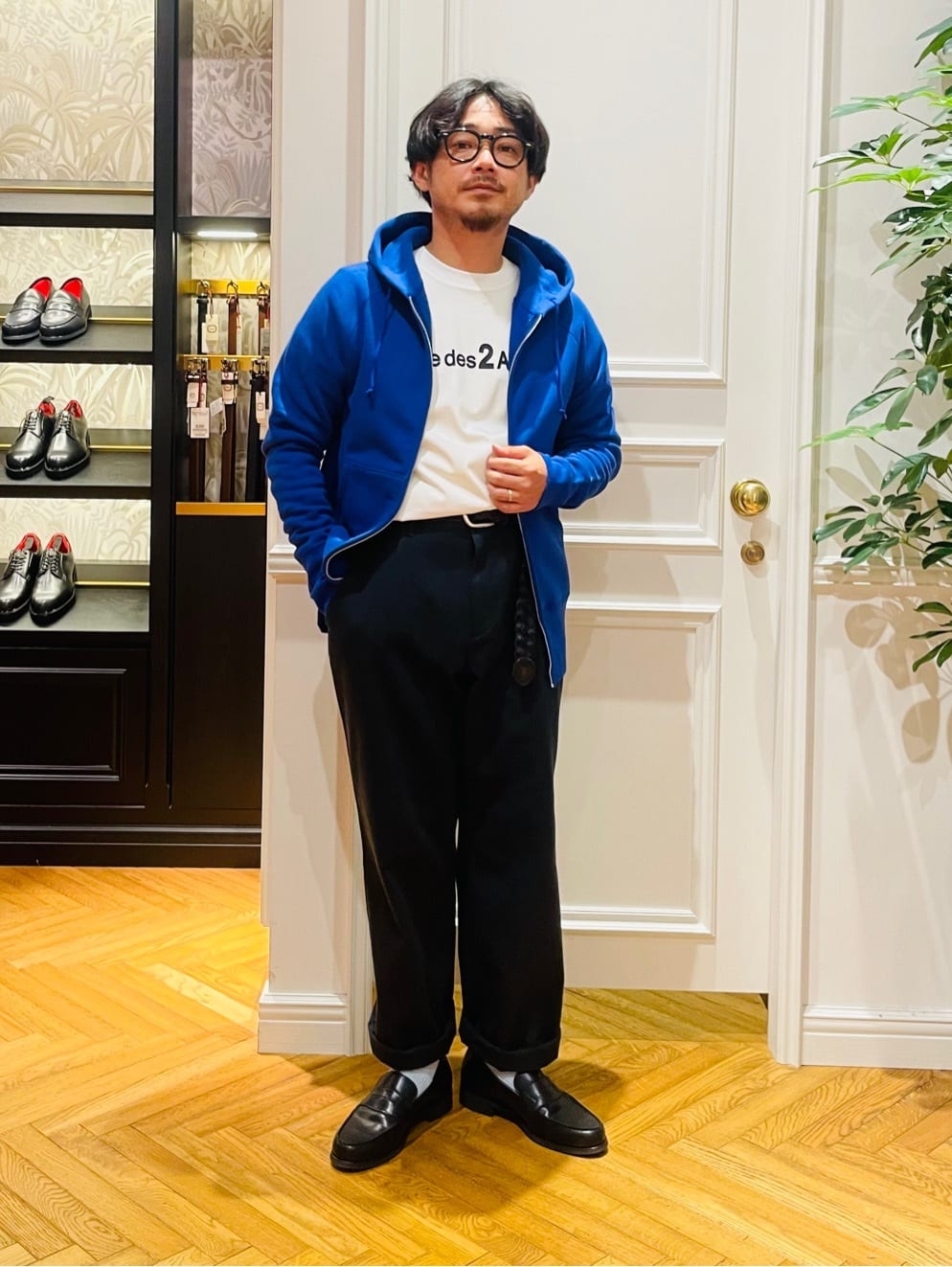 鶴田大士さんの「DRESSTERIOR｜【撥水加工/Safari5月号掲載】ローファー」を使ったコーディネート