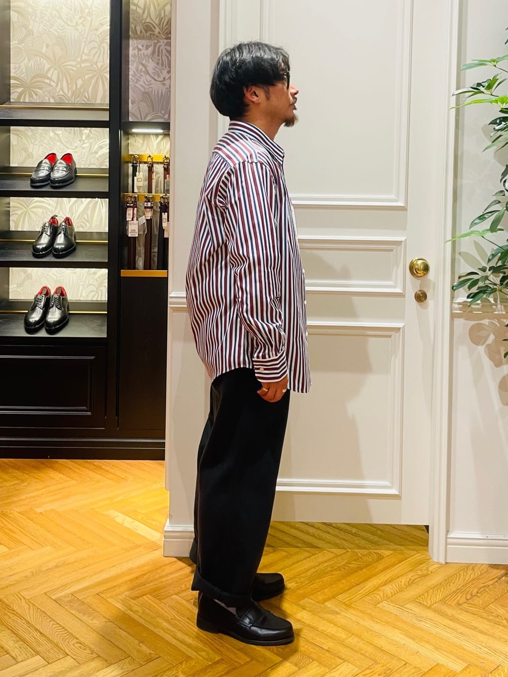 鶴田大士さんの「DRESSTERIOR｜【撥水加工/Safari5月号掲載】ローファー」を使ったコーディネート