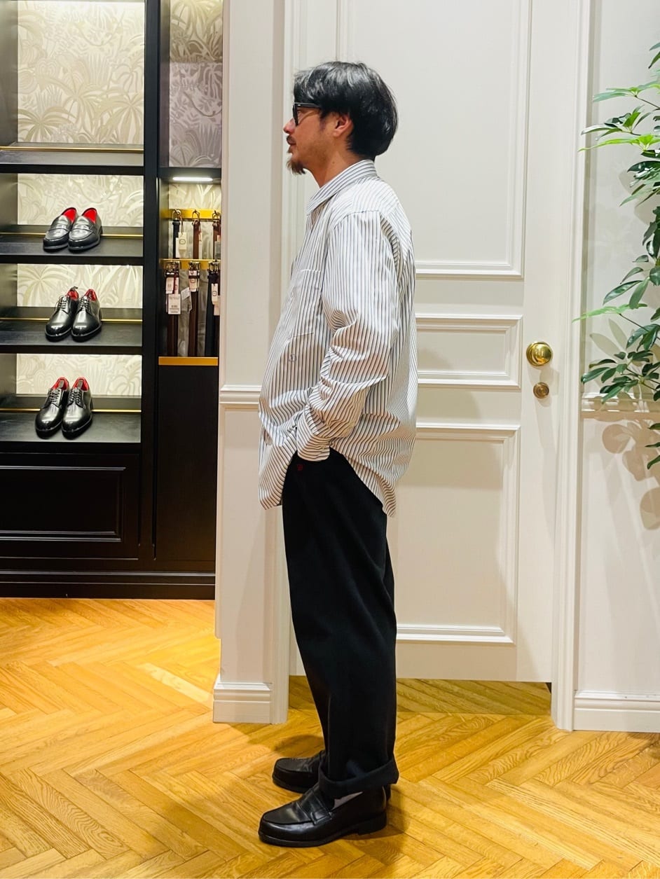 鶴田大士さんの「DRESSTERIOR｜【撥水加工/Safari5月号掲載】ローファー」を使ったコーディネート