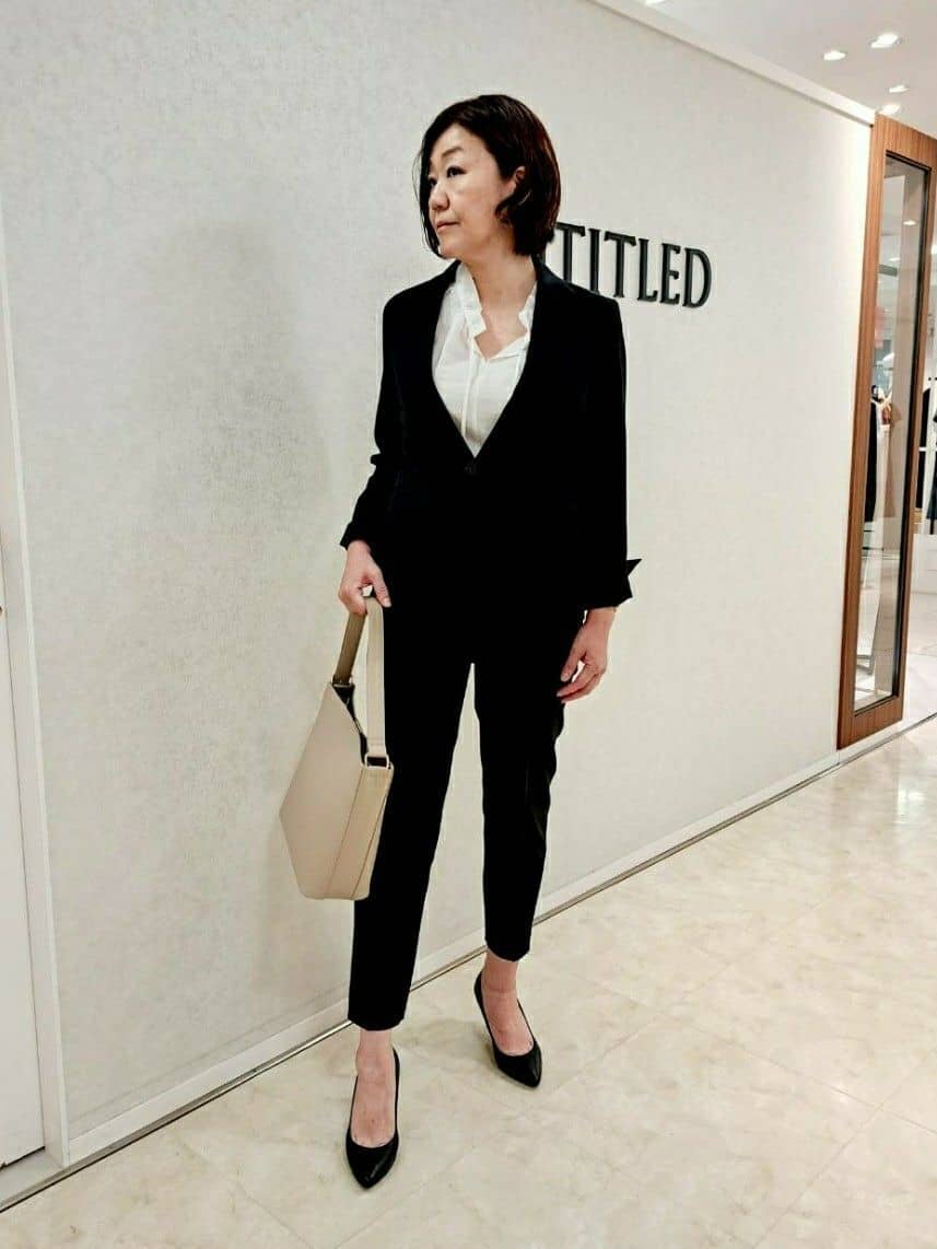 姉さんさんの「UNTITLED｜【洗える通勤スーツ】レジェールギャバ ストレッチテーラードジャケット」を使ったコーディネート