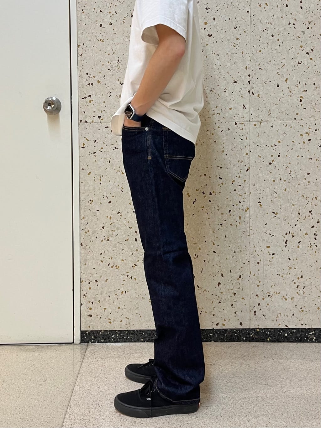 うっちーさんの「TAKEO KIKUCHI｜【モンスターストレッチ】日本製 ワンウォッシュ デニムパンツ」を使ったコーディネート