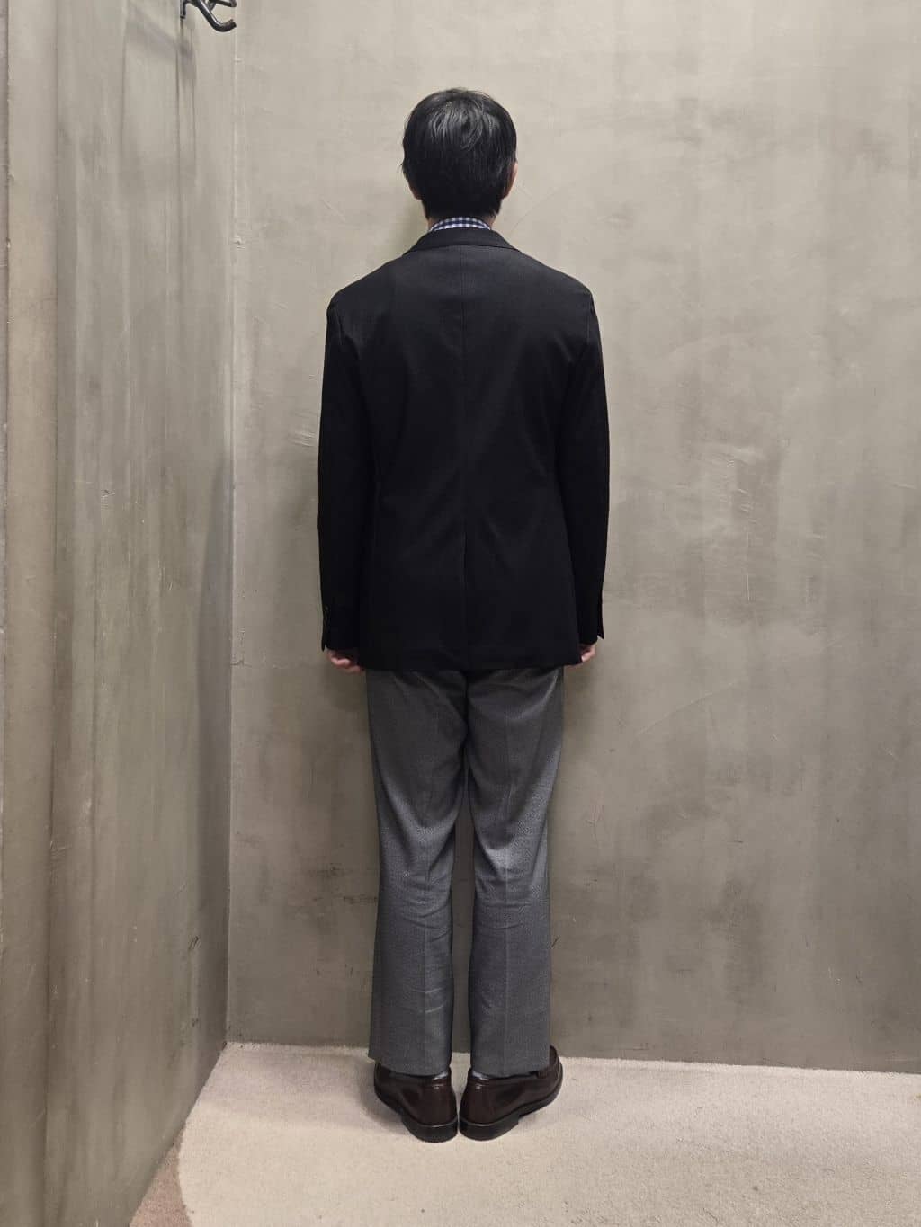 白木駆さんの「TAKEO KIKUCHI｜【Made in JAPAN】TANGOストライプ ネクタイ」を使ったコーディネート