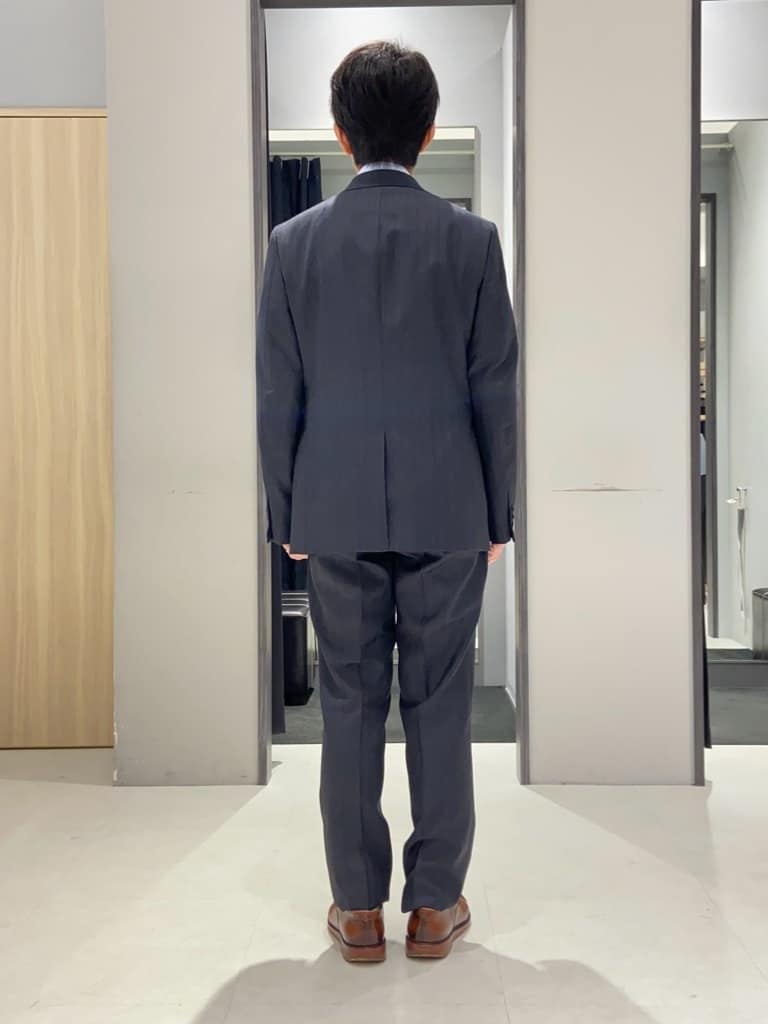わいずみさんの「TAKEO KIKUCHI｜ドビーストライプ ビジネス シャツ」を使ったコーディネート
