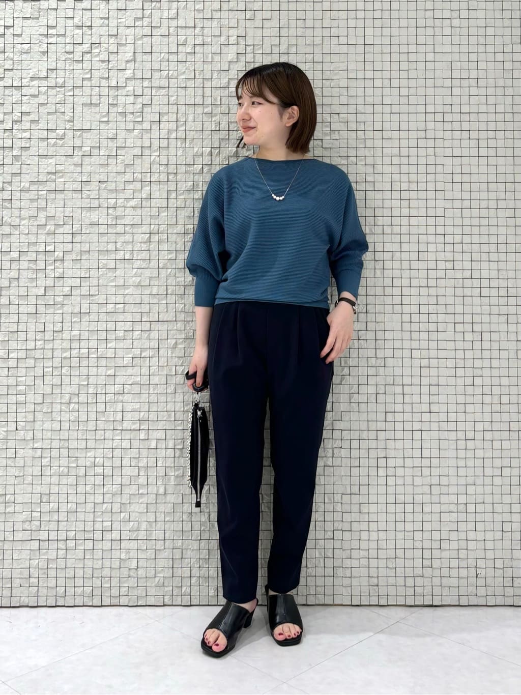 sakuさんの「INDIVI｜【セレモニーにおすすめ！】パール調トップネックレス」を使ったコーディネート