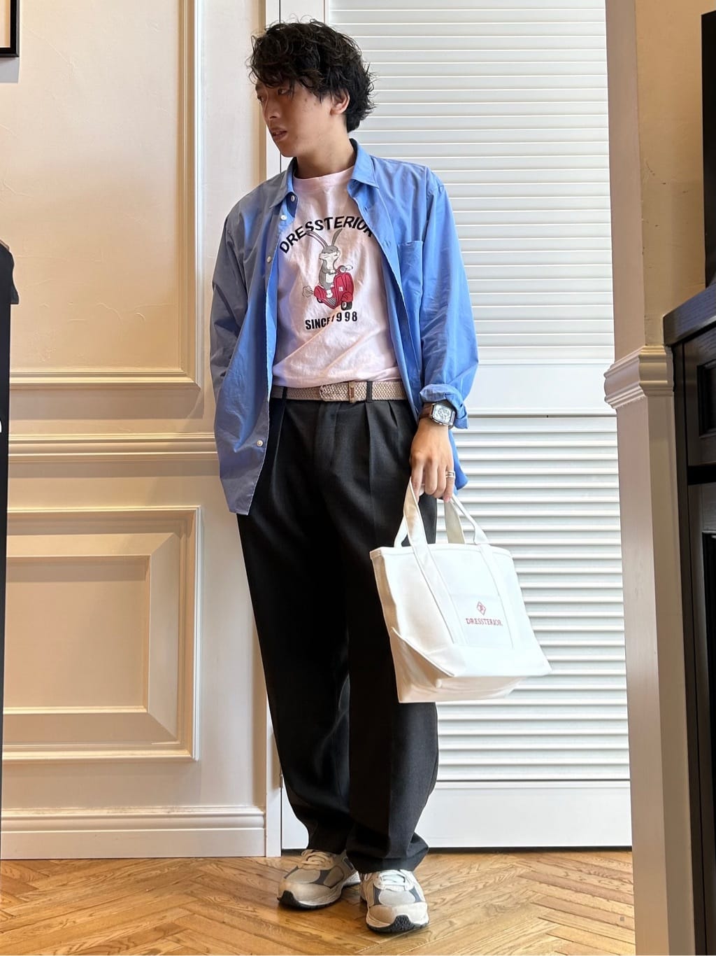 須田　慎二郎さんの「DRESSTERIOR｜」を使ったコーディネート