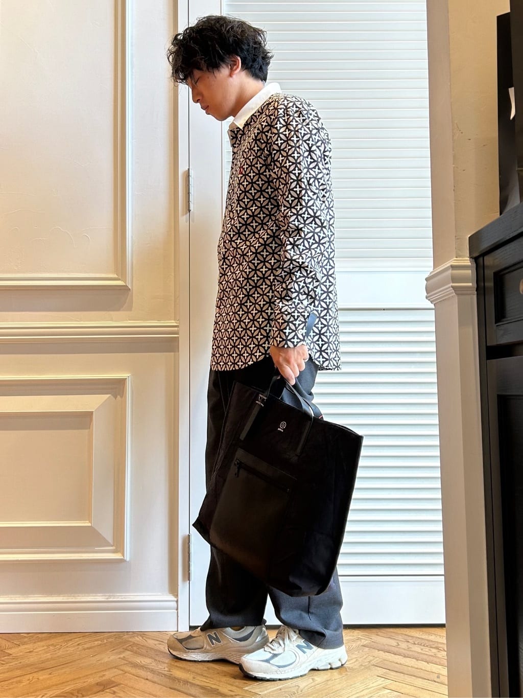 須田　慎二郎さんの「DRESSTERIOR｜」を使ったコーディネート