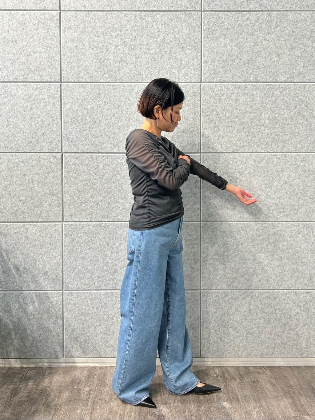 yukoさんの「CODE A｜sheer gathered jersey top」を使ったコーディネート