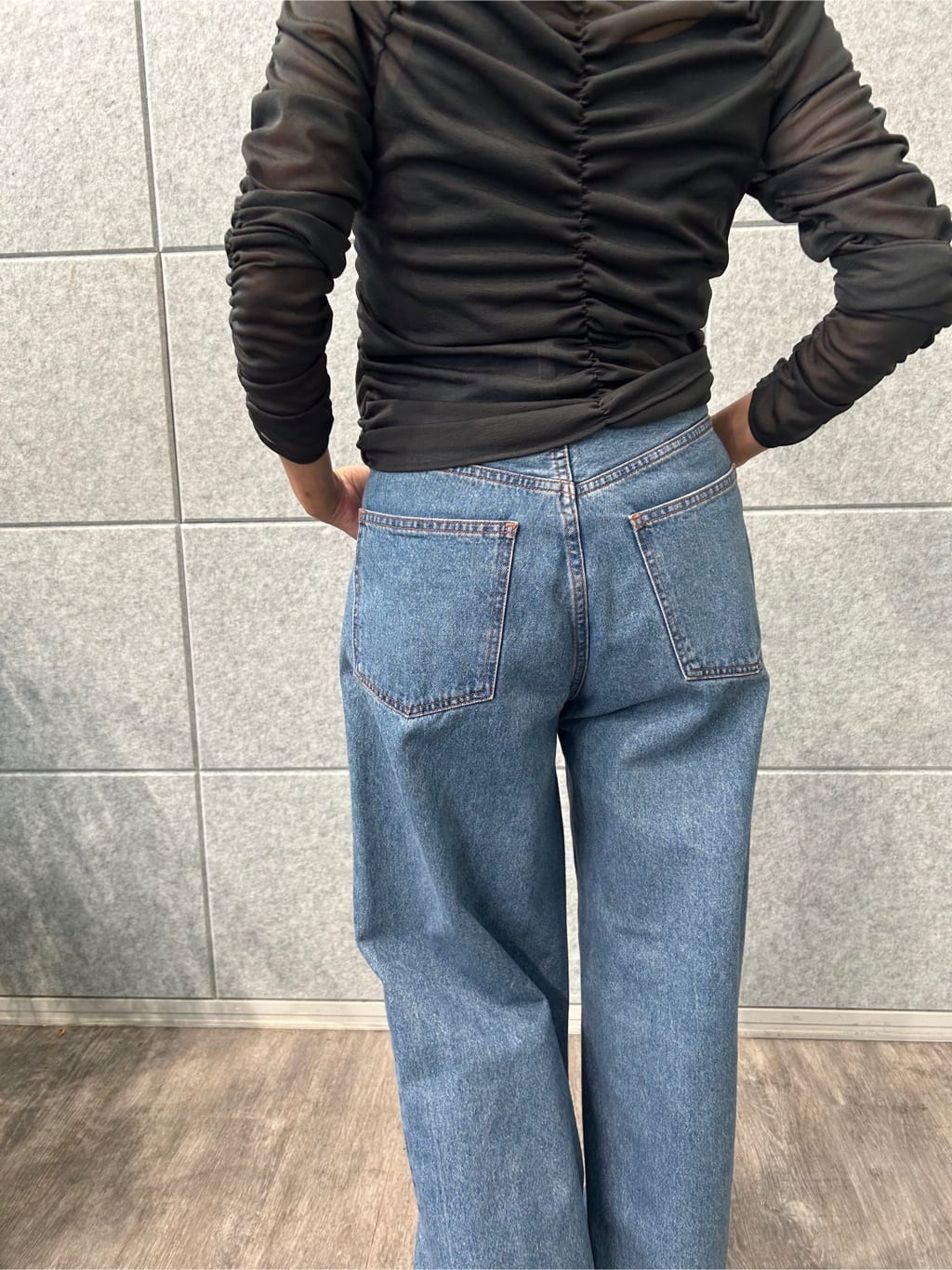 yukoさんの「CODE A｜sheer gathered jersey top」を使ったコーディネート