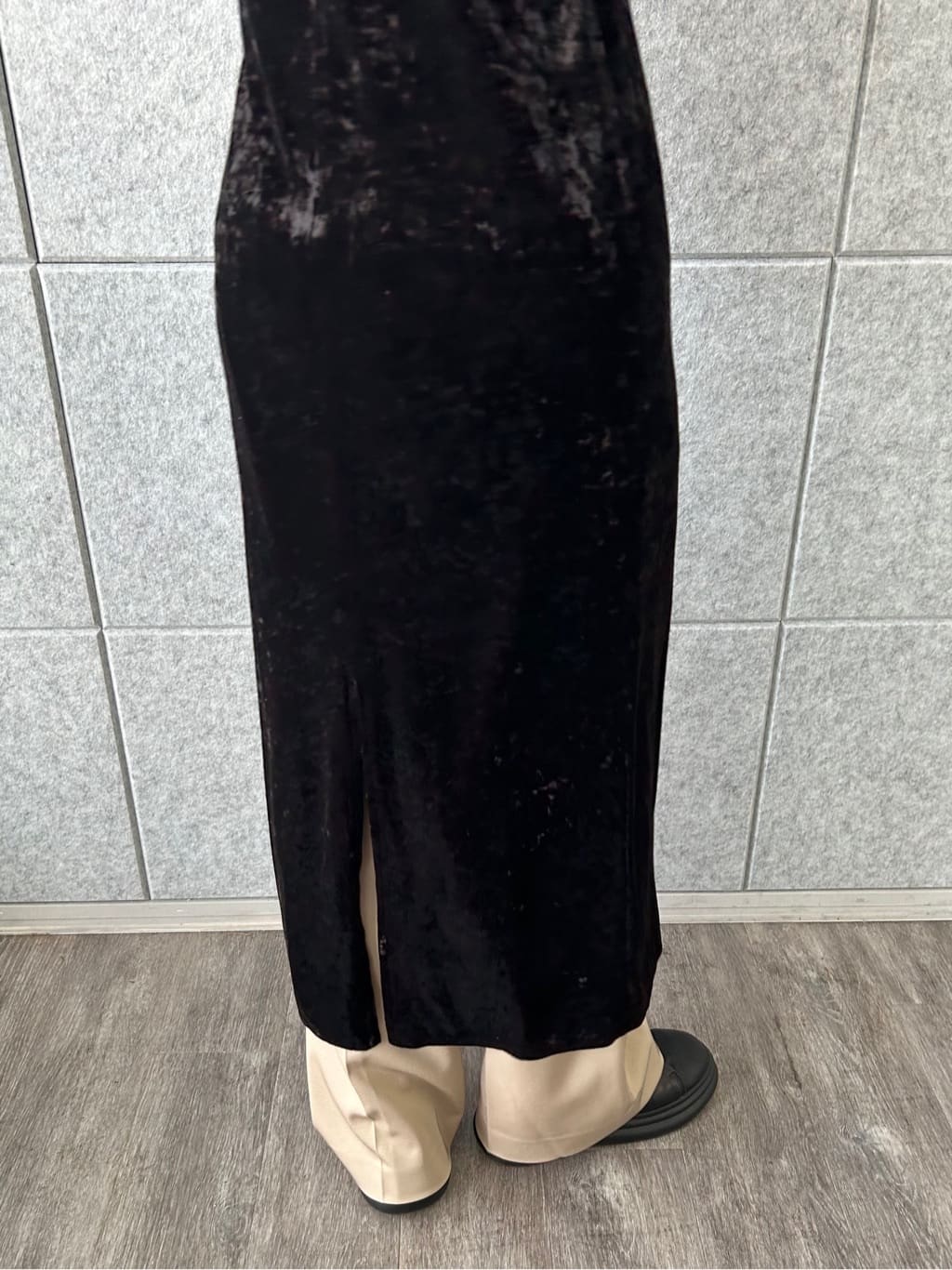honoka Aさんの「CODE A｜【Re】neck point velour dress」を使ったコーディネート
