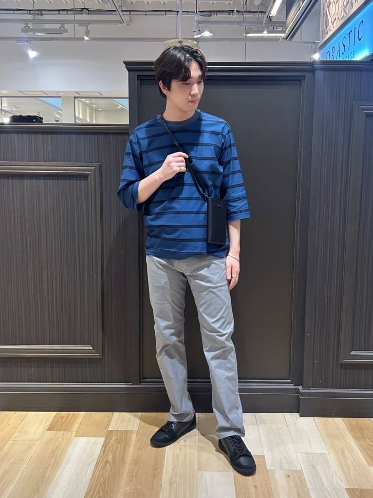 ふみふみさんの「TAKEO KIKUCHI｜【Made in JAPAN】播州織 ストレッチ パンツ」を使ったコーディネート