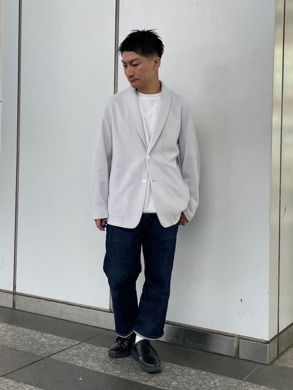 加藤裕樹さんの「TAKEO KIKUCHI｜【モンスターストレッチ】日本製 ワンウォッシュ デニムパンツ」を使ったコーディネート